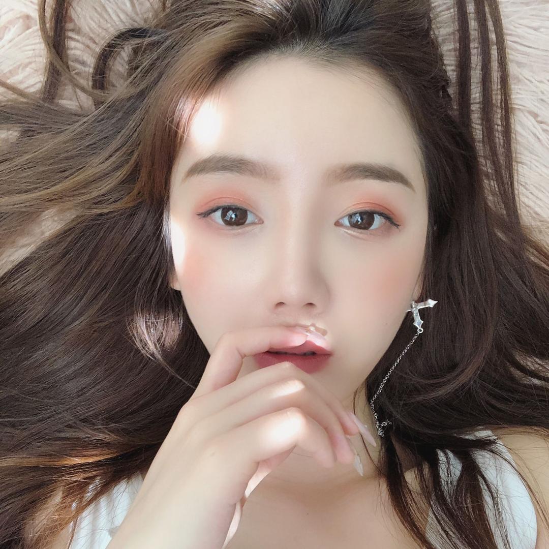 李雨薇Verna