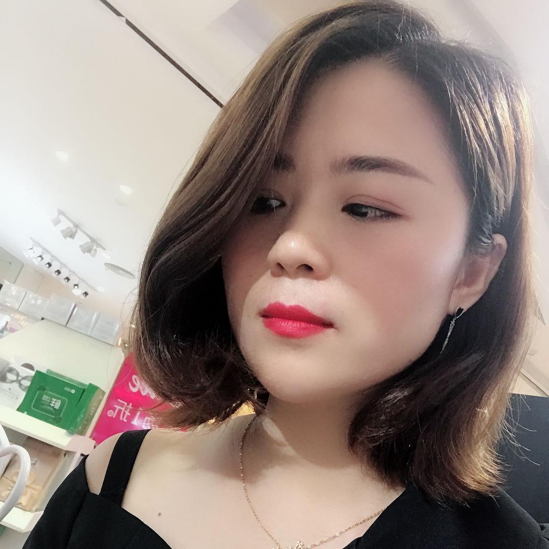 芳芳（小鲜绿叶.芳颜美容养生会所