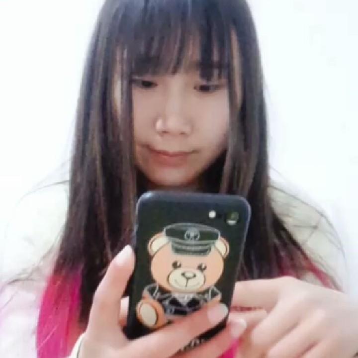 住在蘑菇里🍄