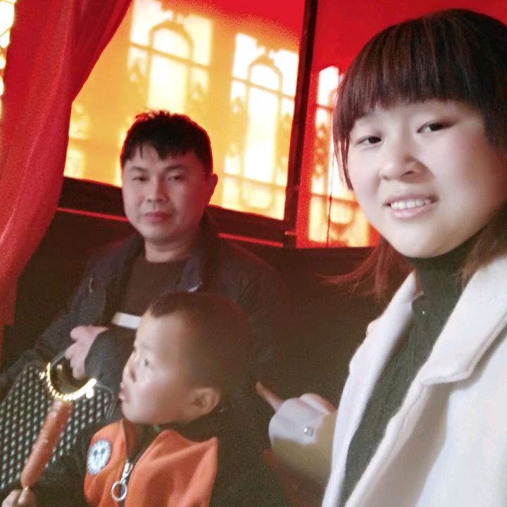 ♥琳琳《餐饮手工馒头小姐姐》