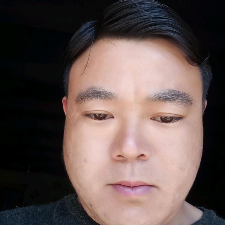 韦俊