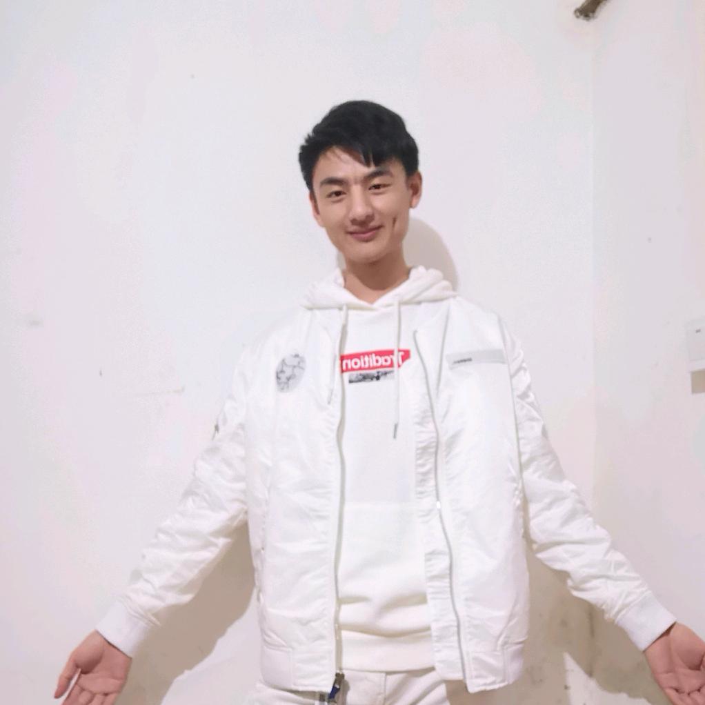 小辉辉🇨🇳