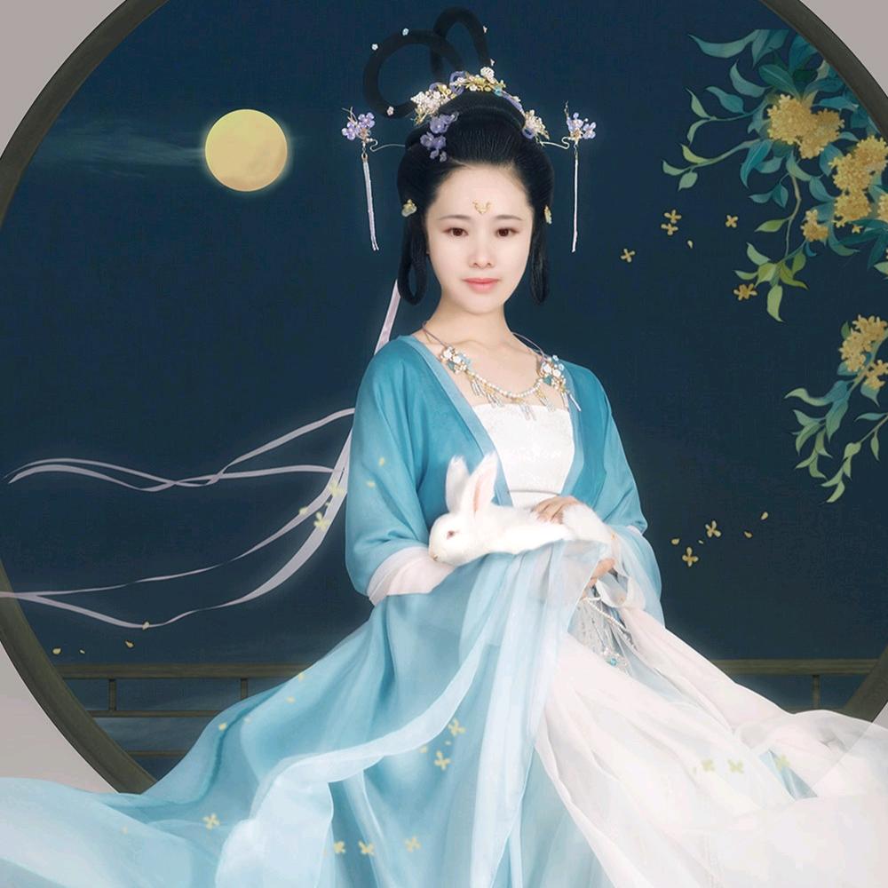 龙英