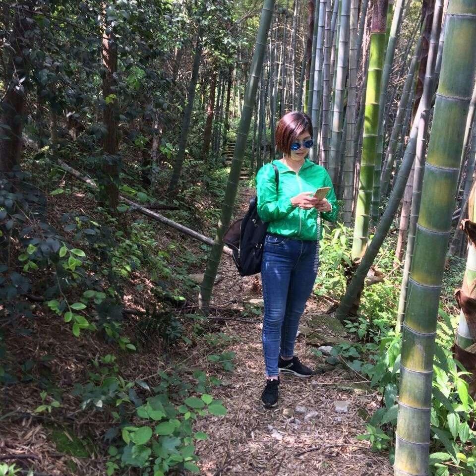 麦隆