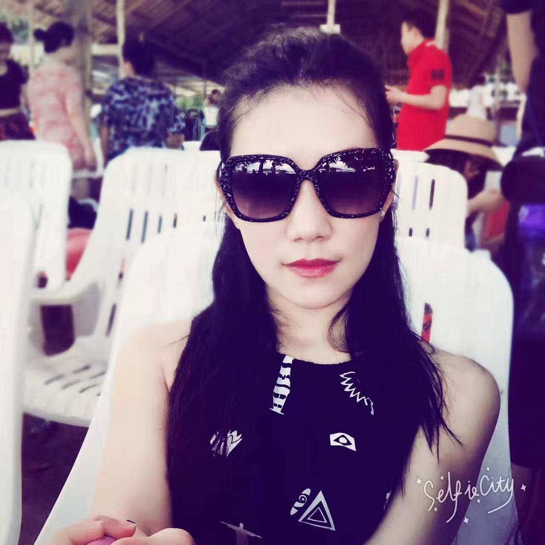 依旧是个傻姑娘