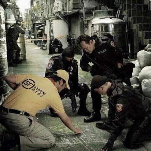 触听声控智能眼镜