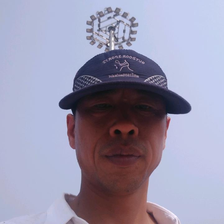 仲海峰