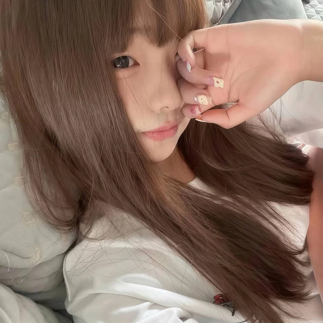 Lu.