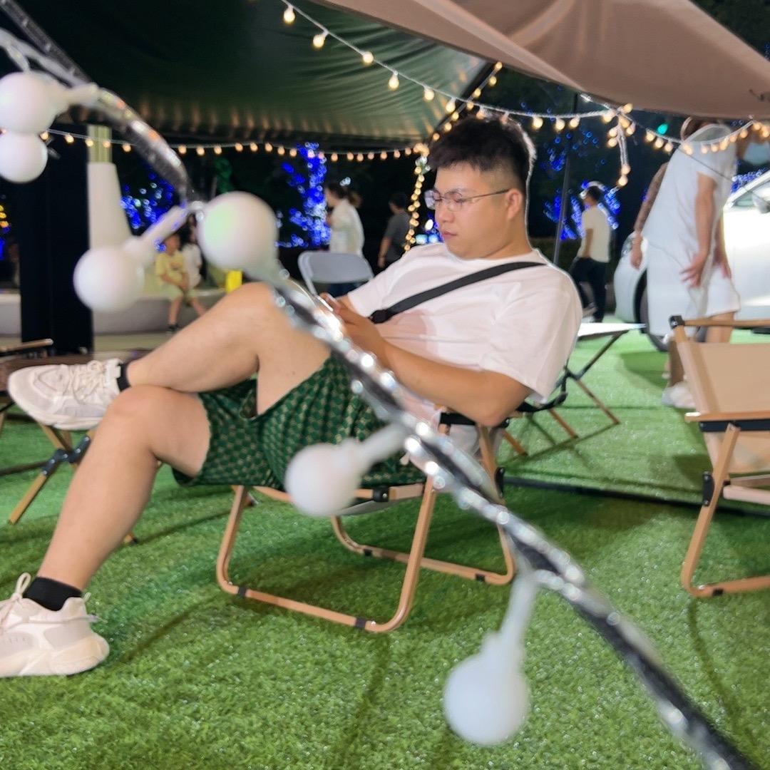 平遥艺禾发型设计赵春光