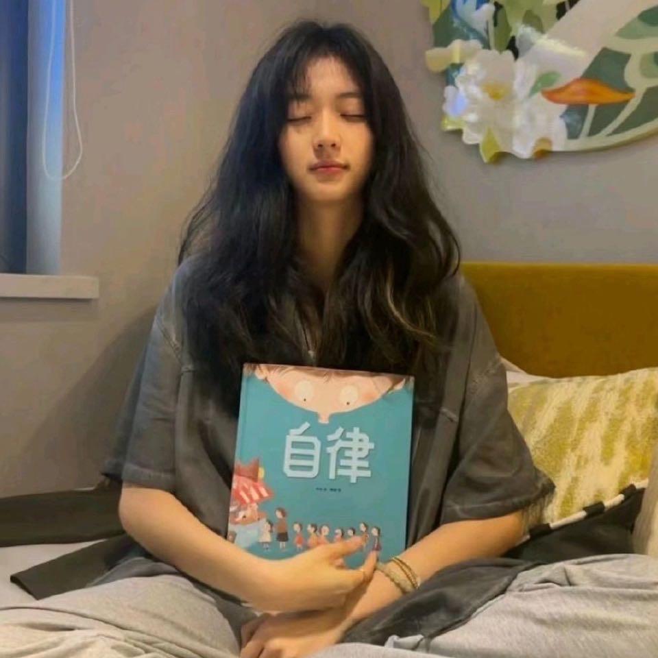 M。