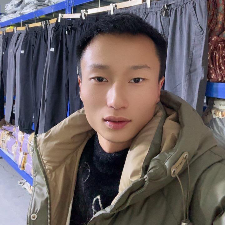阿胜服饰
