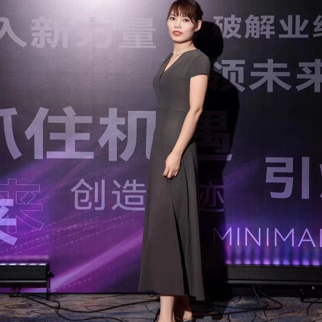 伊丰凡女装(南大街店)静静不安静（女装）