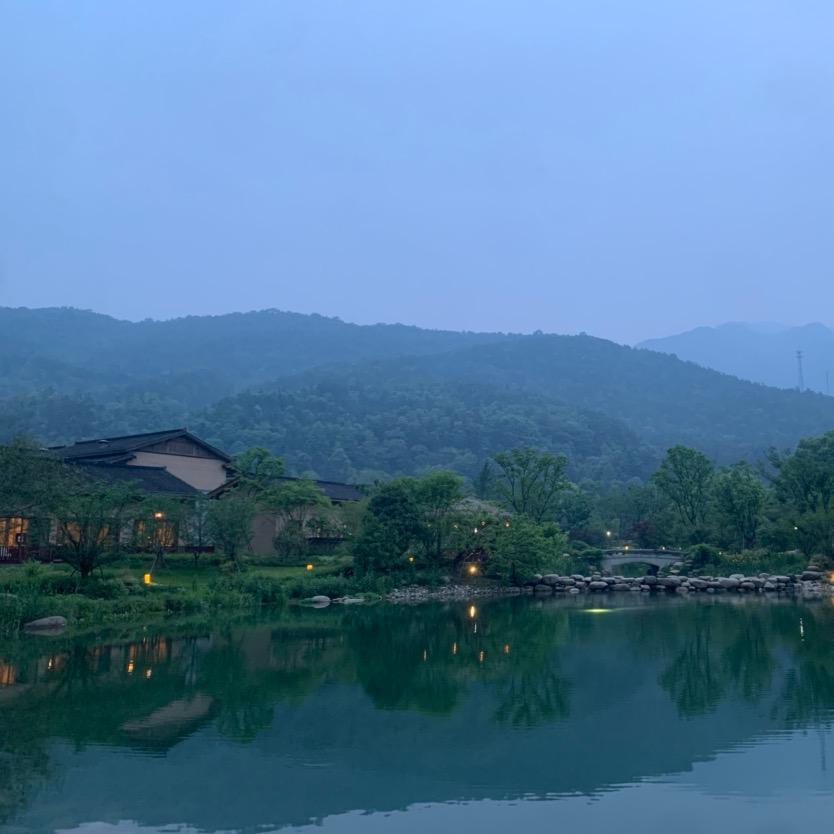石台聚龙牯牛降大酒店