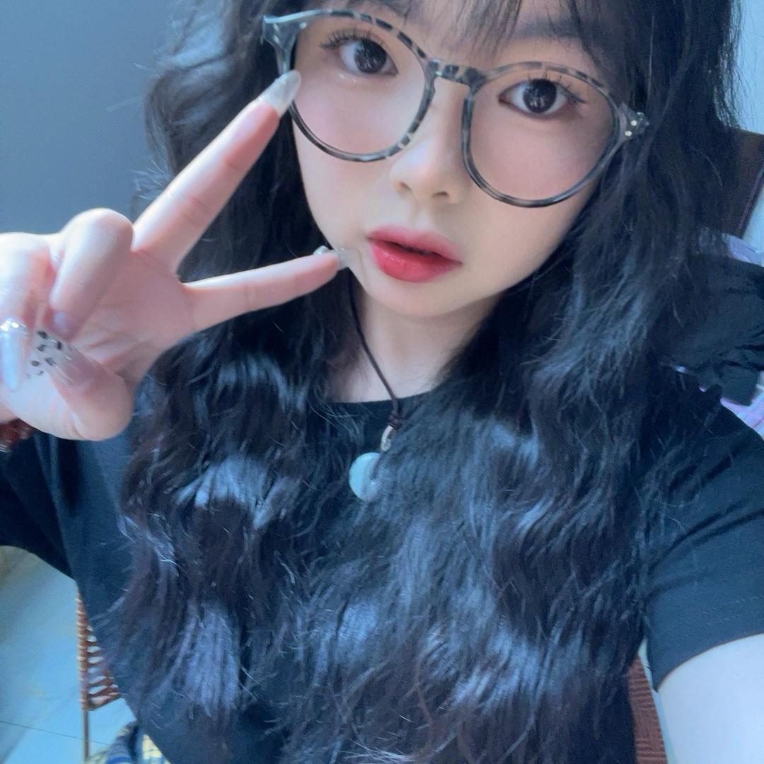 汤圆163（衣服都在橱窗）