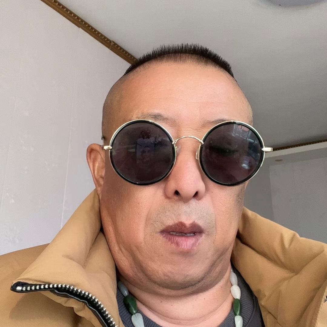 小哥哥