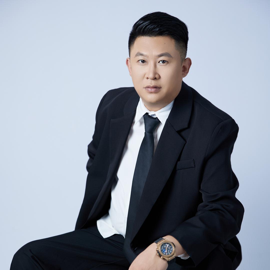 请叫李先生
