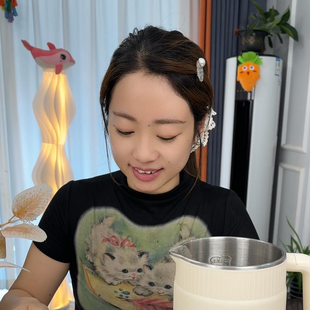 大明爱吃