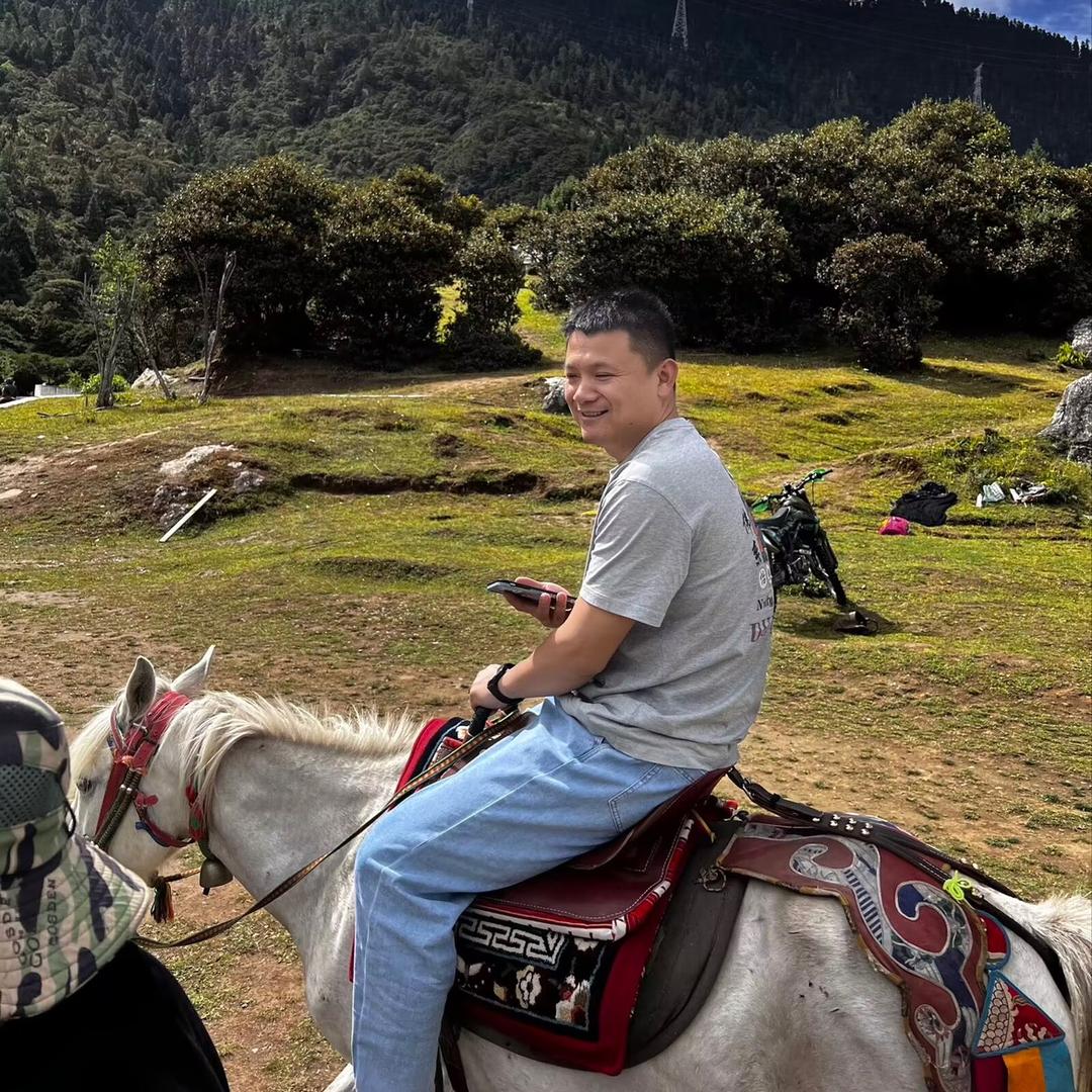 鑫哥卖车（老兵退伍）