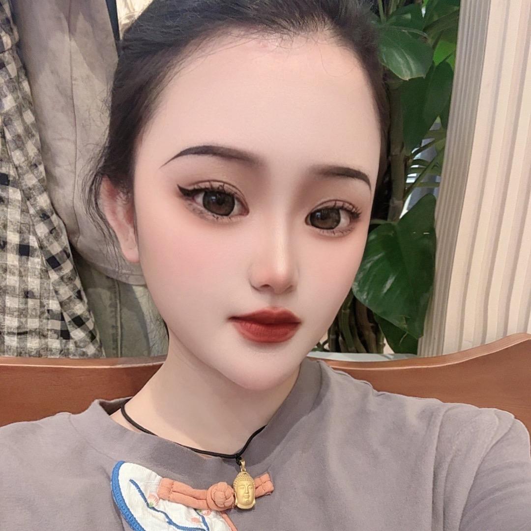 珊珊👑