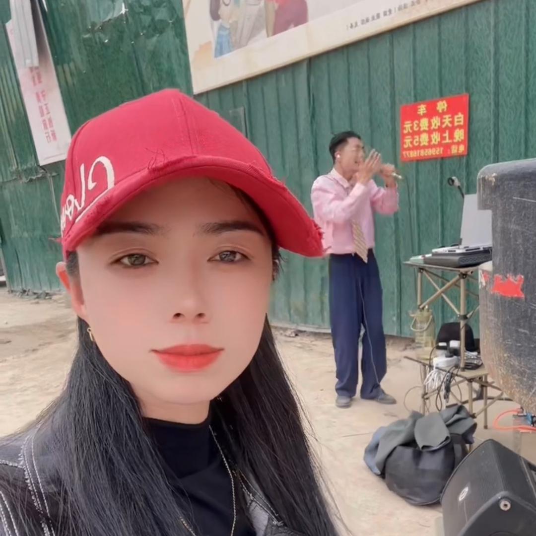 南站[小红帽]