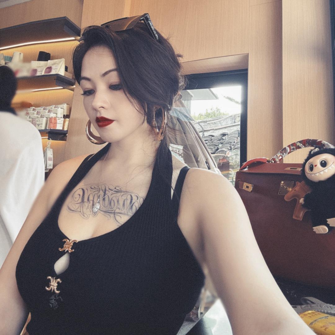 盈宝儿👸🫦🖤