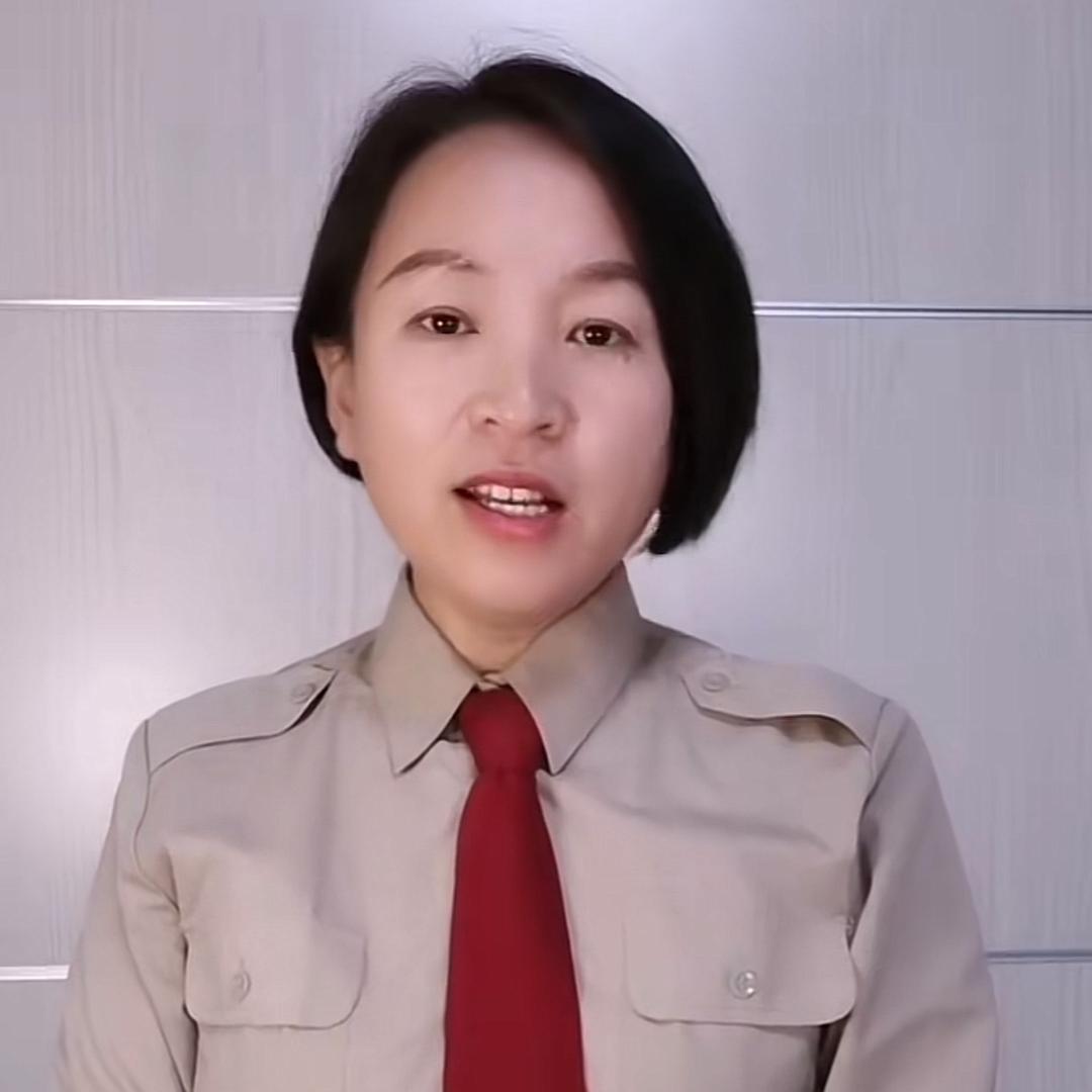 兵姐姐小助理嘉嘉～