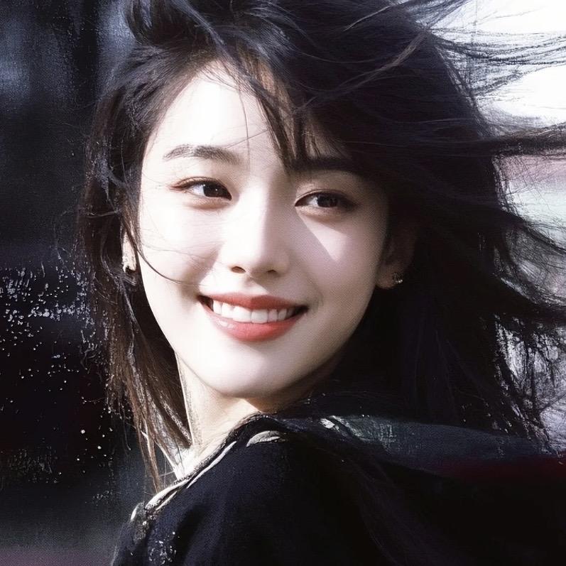 栀沫（时尚穿搭）