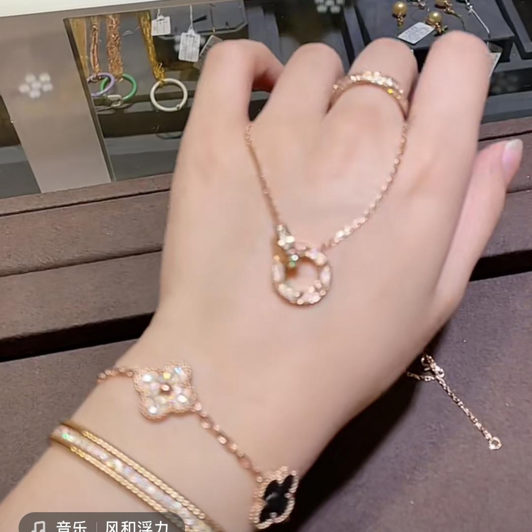 @阿雅