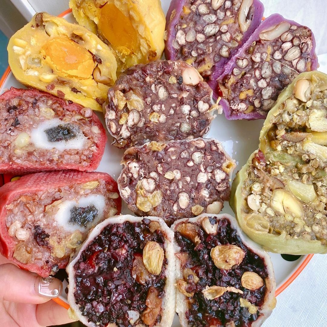 蕊灿粗粮粘豆包