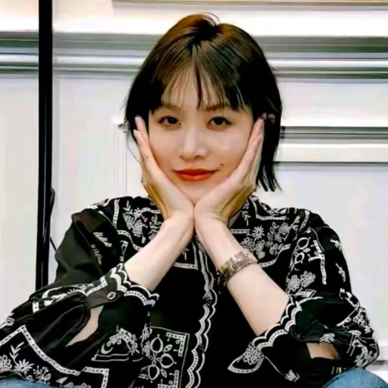 林痣晴(精致穿搭)