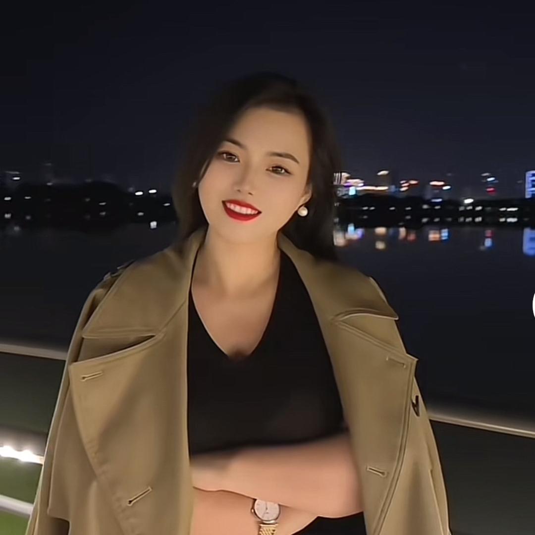 娜不胖