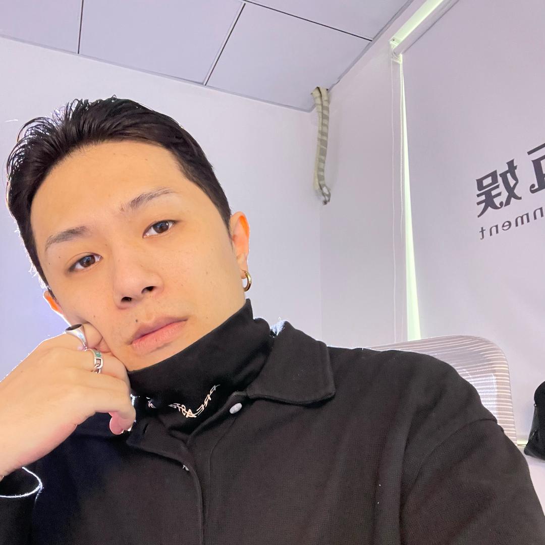 跳舞的托尼