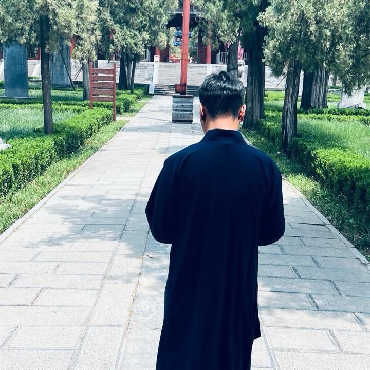 崧嶽丞愿
