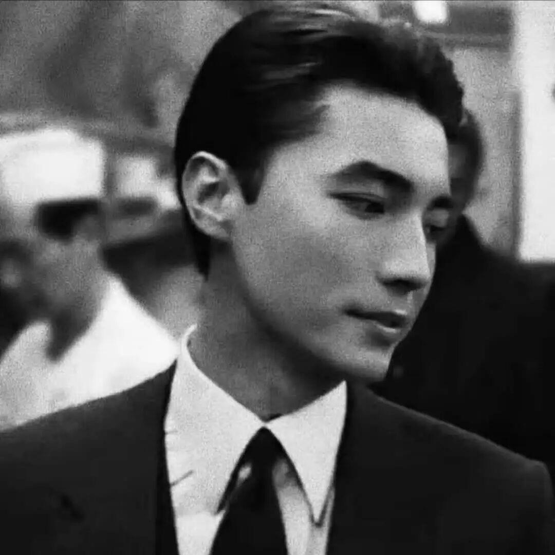 骑老奶奶过马路