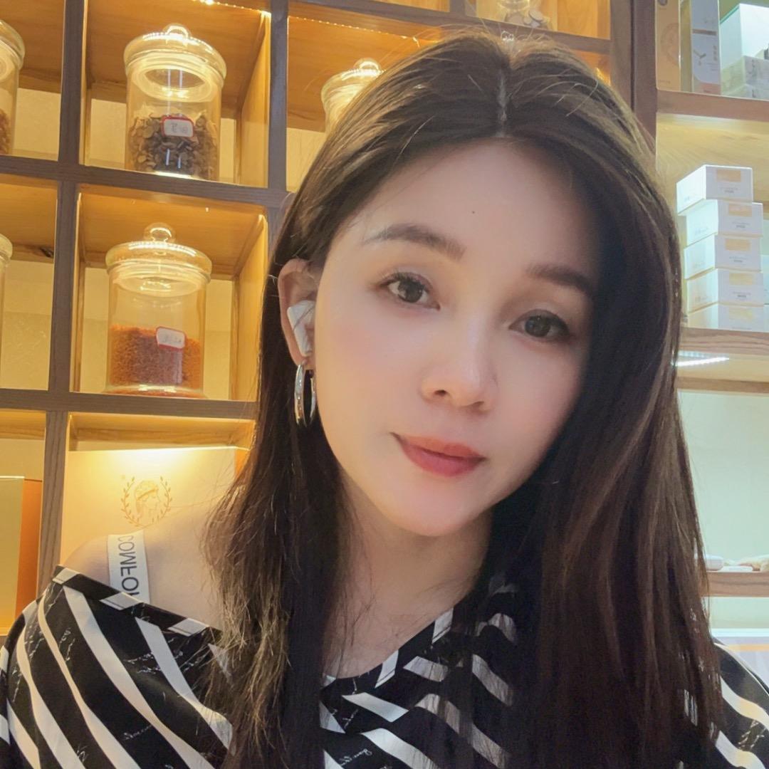爱调肤的娟姐