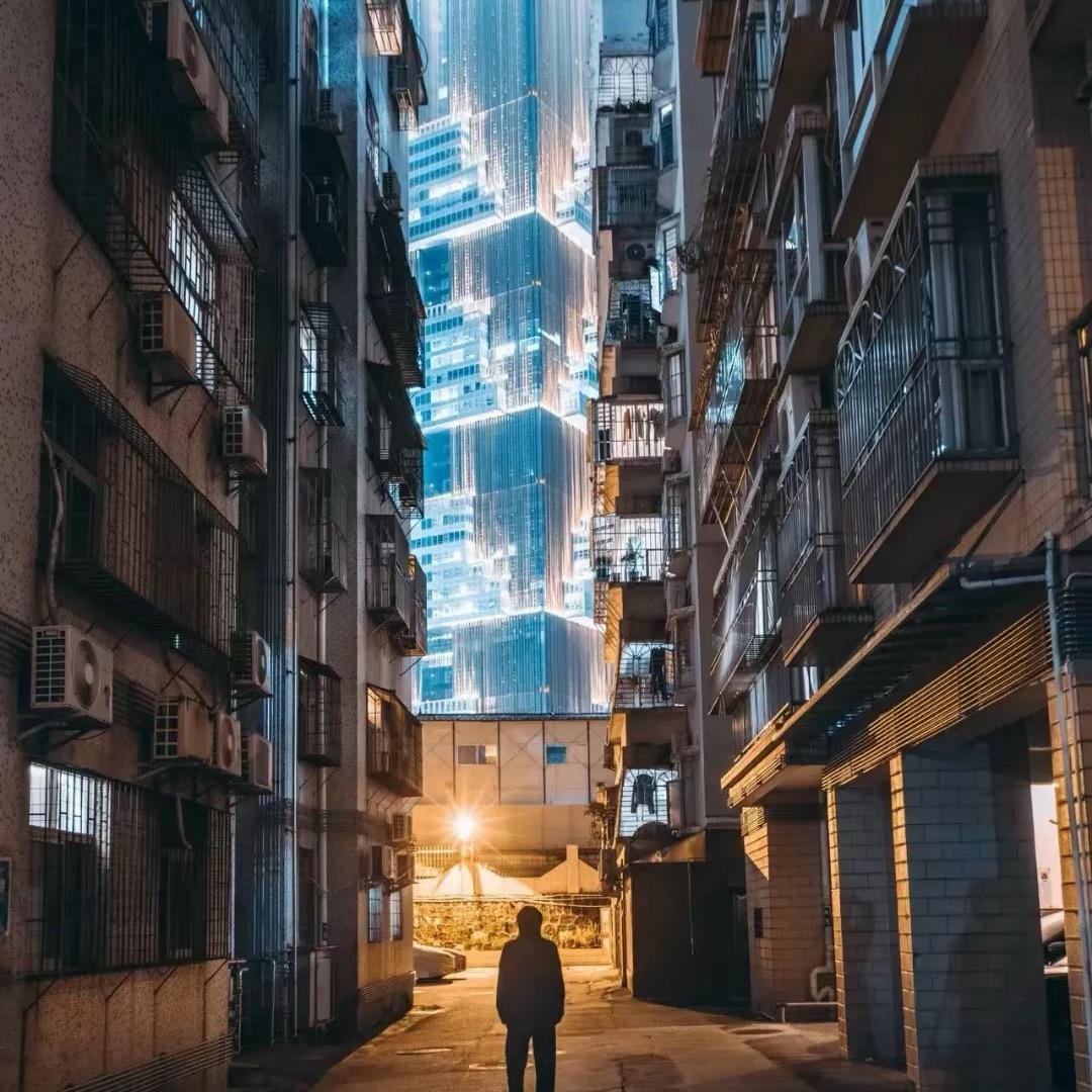 ── 展开 8条回复 ⌵