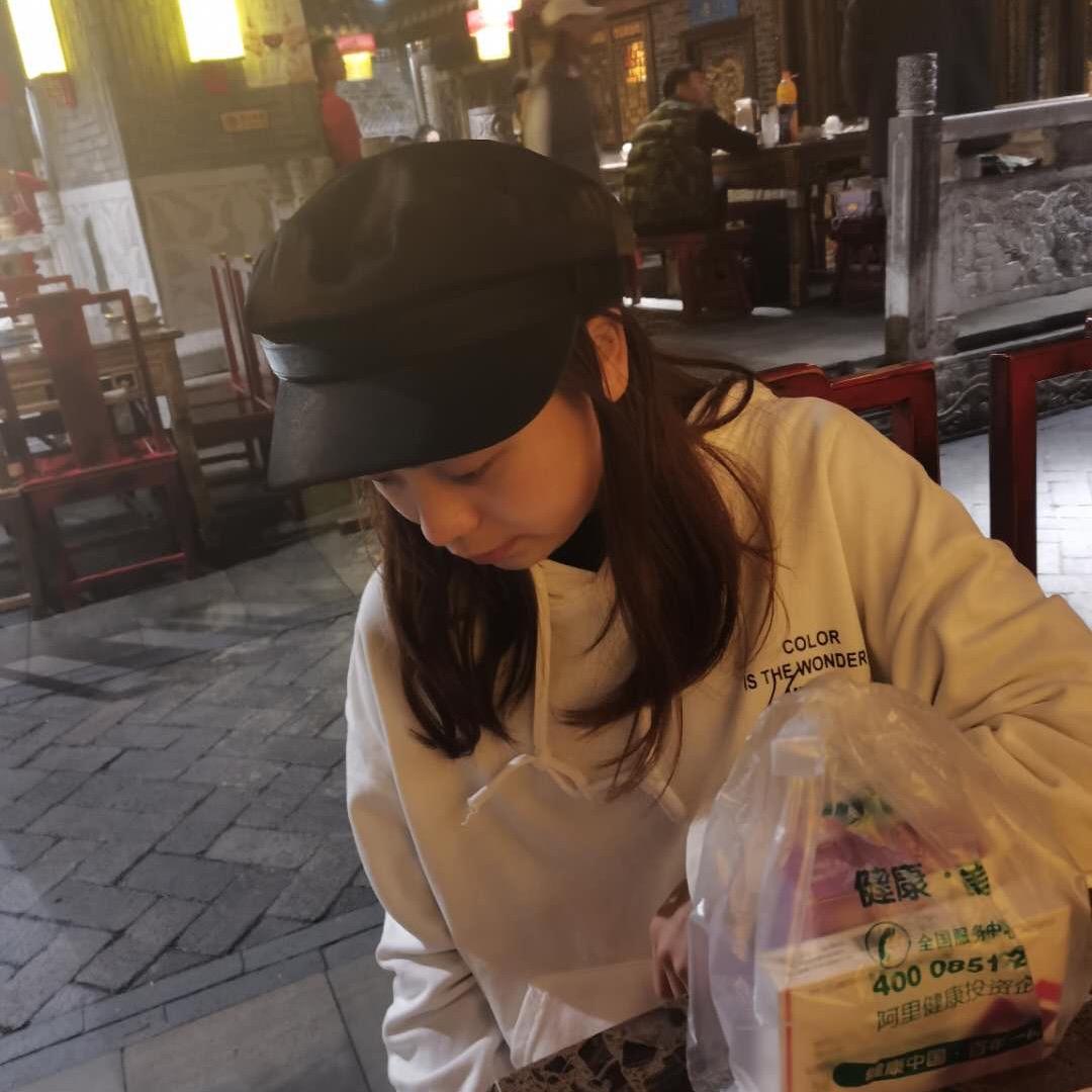 小李不想胖❤️