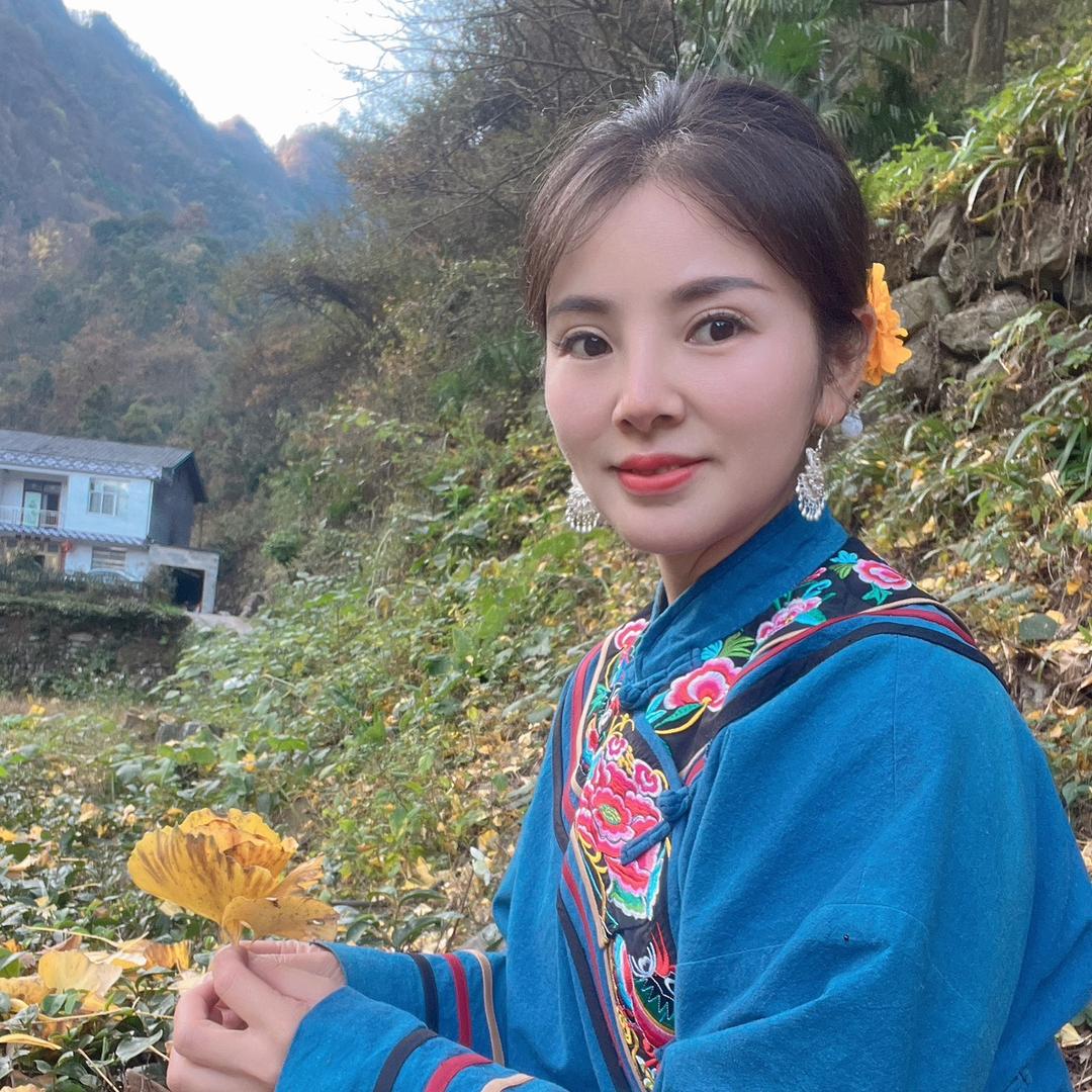 土家华妹
