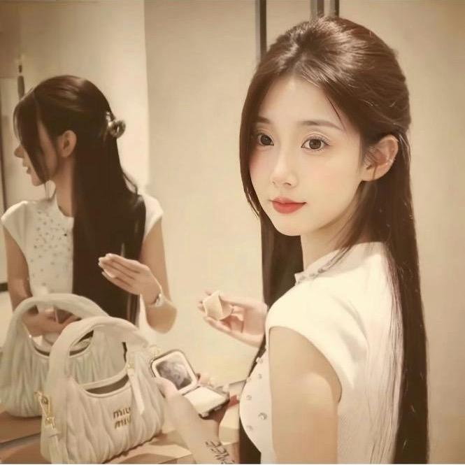 🧚‍♀️听歌的懒猫