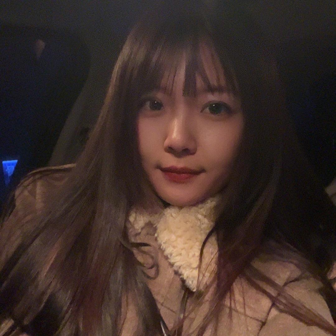 飞儿很爱美