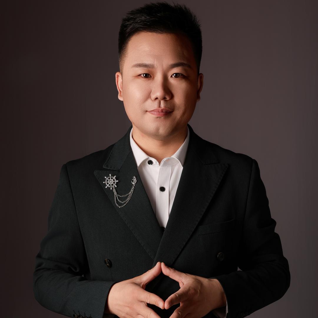 主持人～赵乐（花田礼坊婚礼主持人团队）