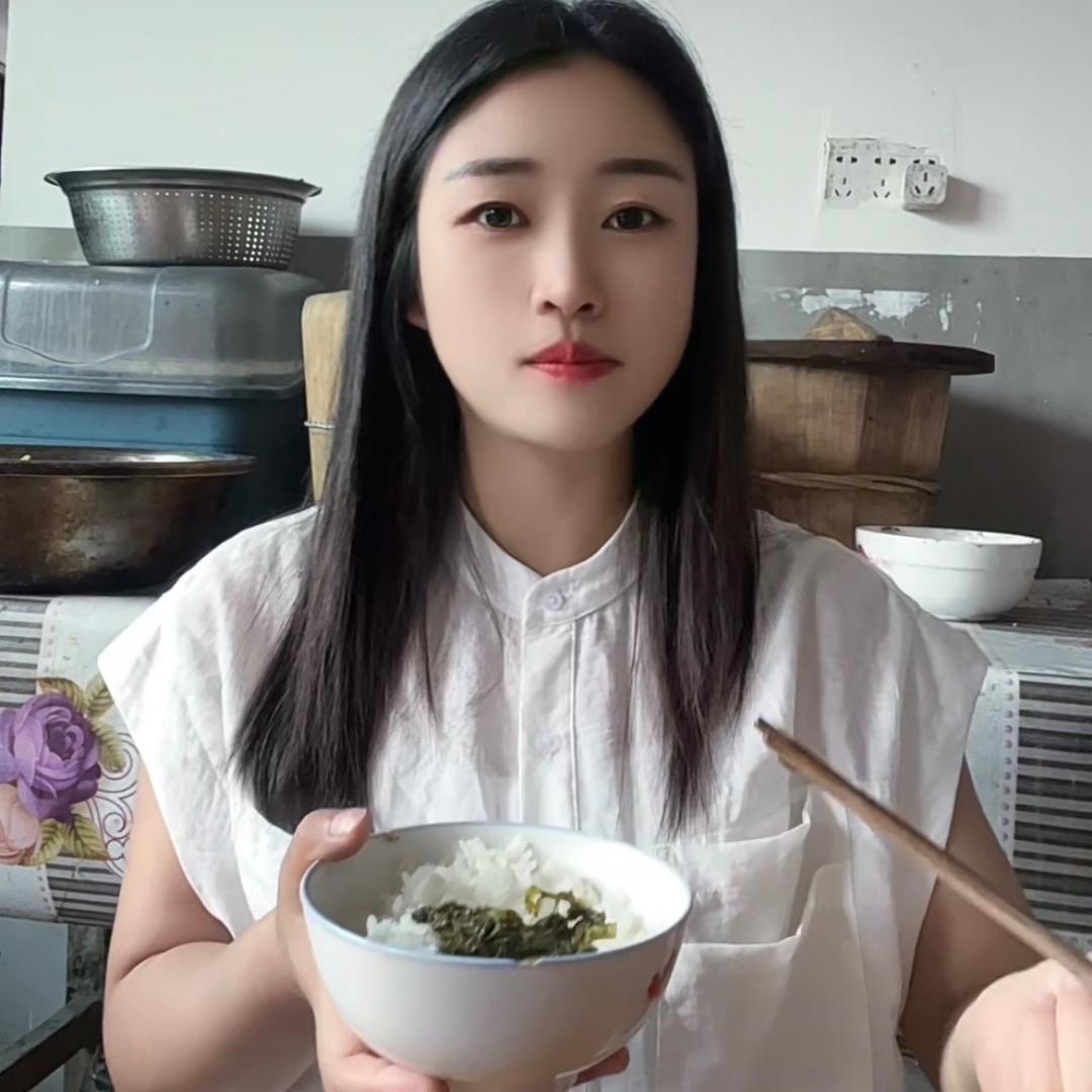 璐璐…