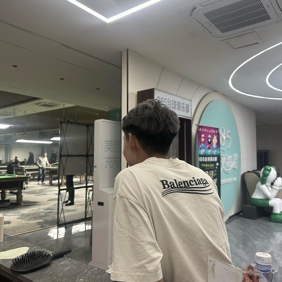 Y ㅤㅤㅤㅤㅤㅤ