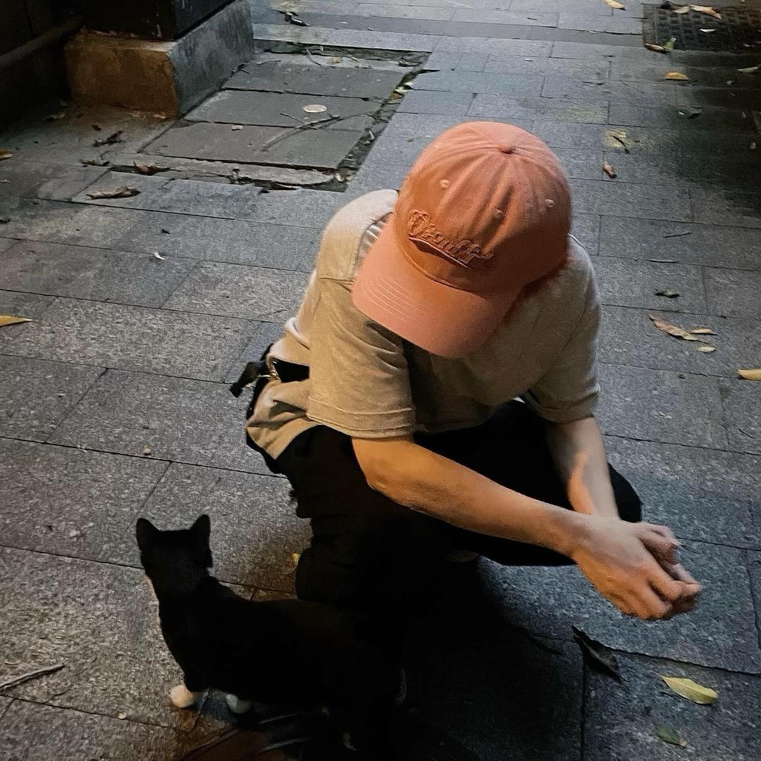 。