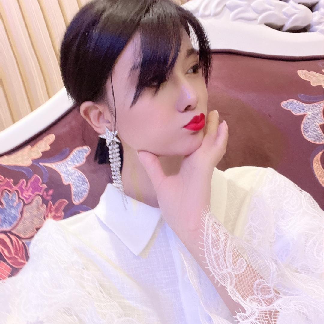 李一一