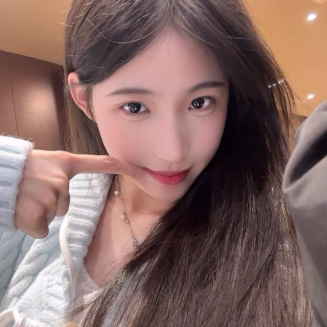 涵.^