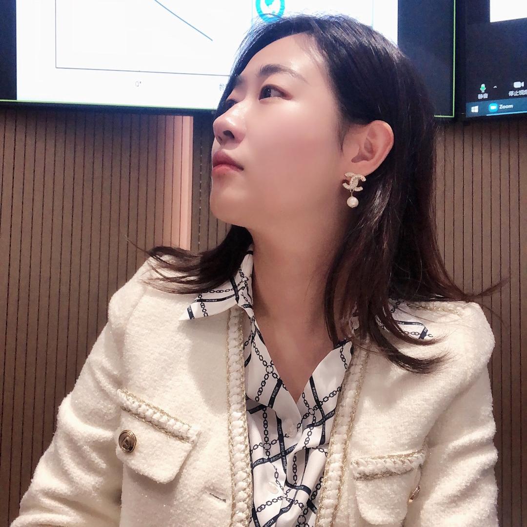 王妮可下班啦