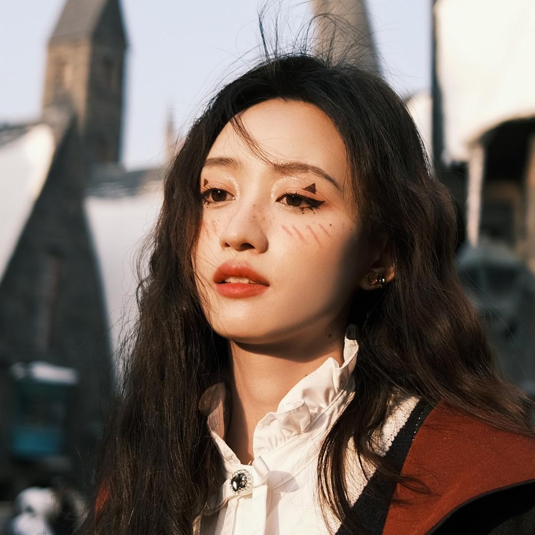黄婷婷