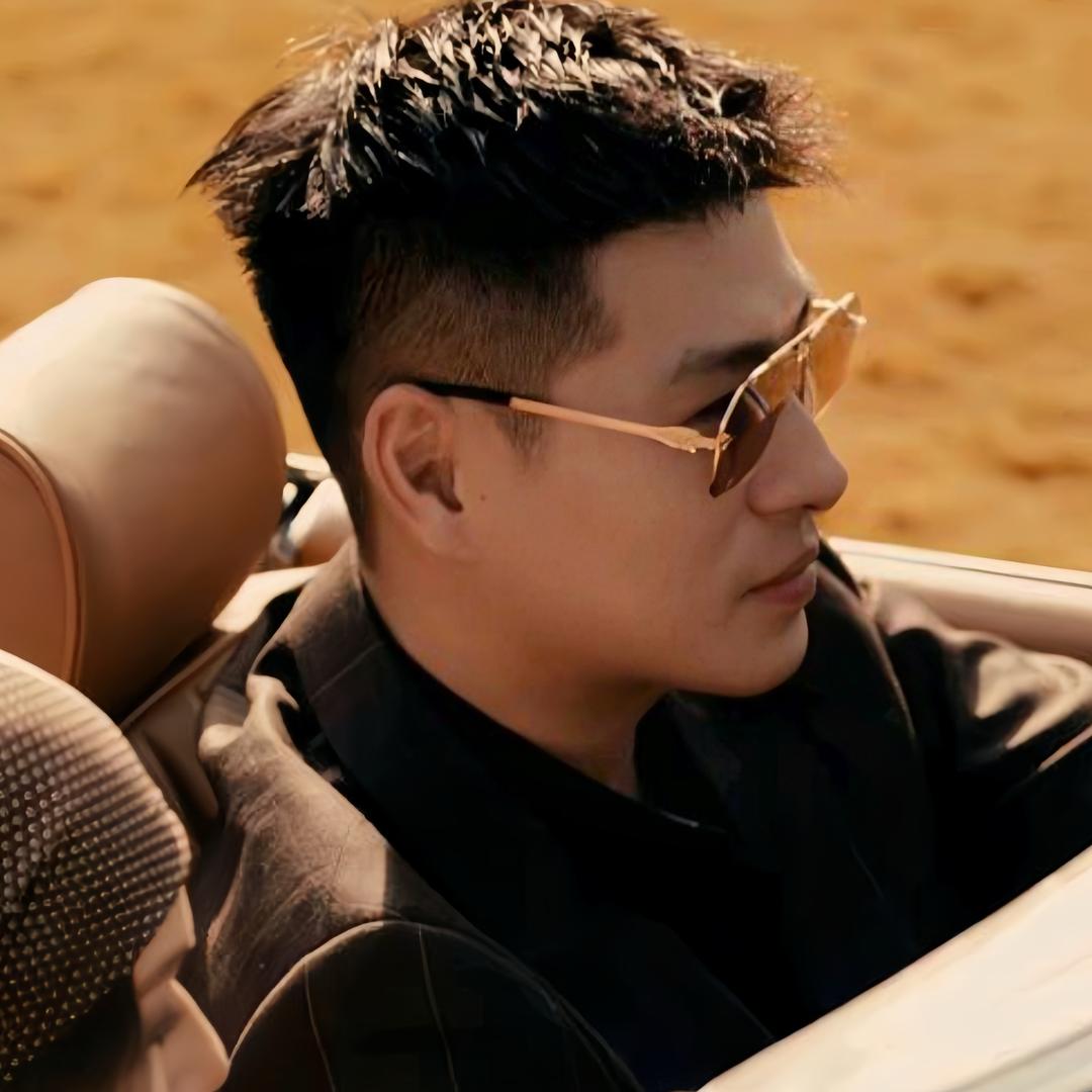 秦磊～爆款穿搭