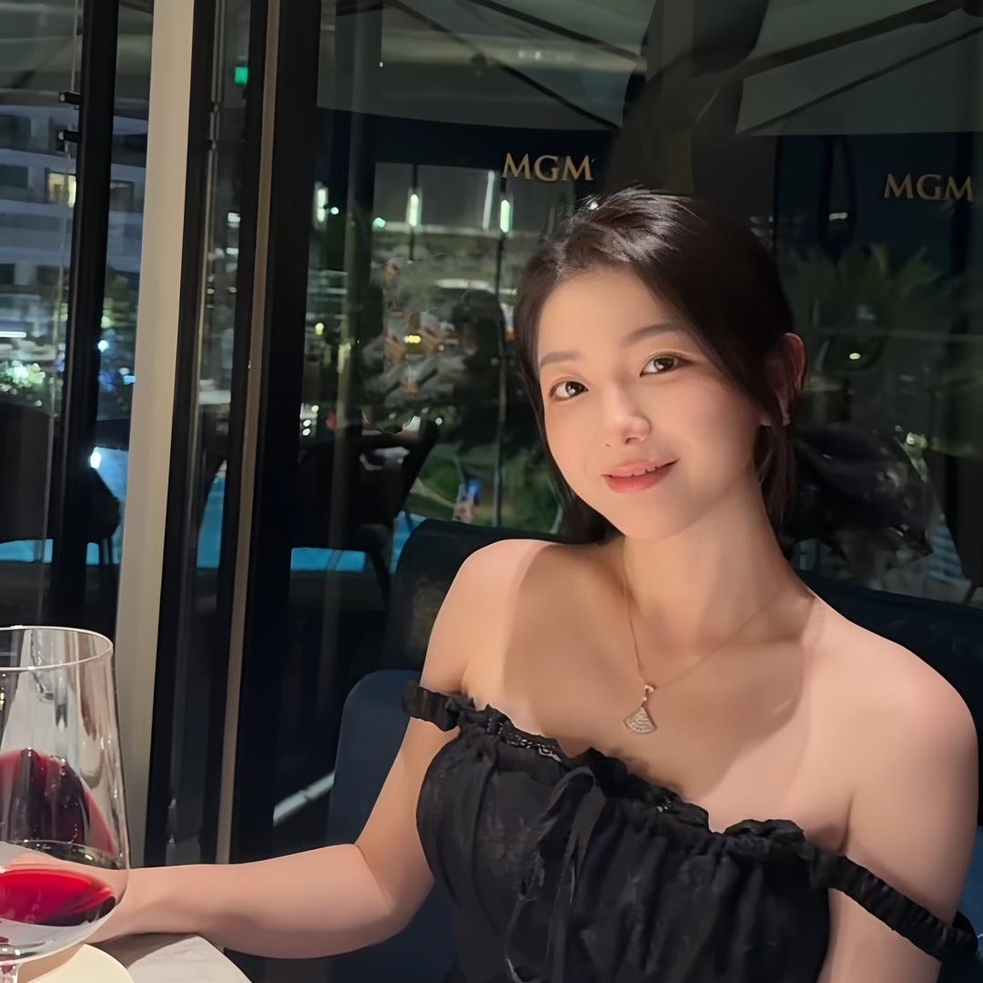 江江-法国梦特娇巴黎饰品